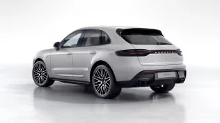 2026 Porsche Macan - Image 17 of 30