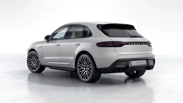 2026 Porsche Macan - Image 22 of 30