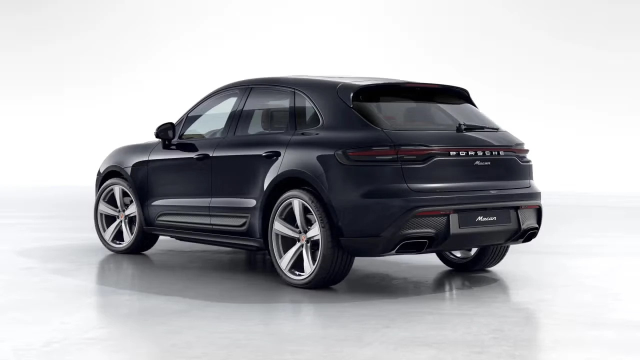 2026 Porsche Macan - Image 20 of 30