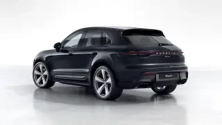 2026 Porsche Macan - Image 21 of 30