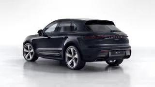 2026 Porsche Macan - Image 17 of 30