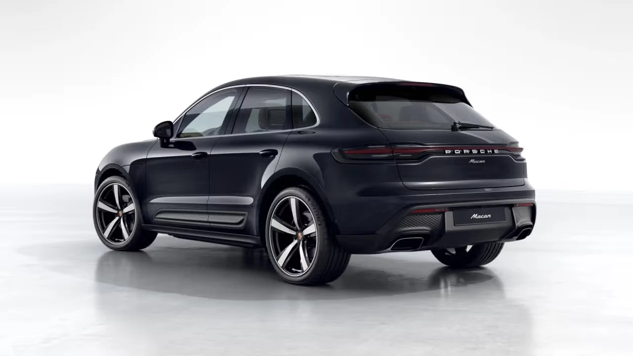 2026 Porsche Macan - Image 20 of 30