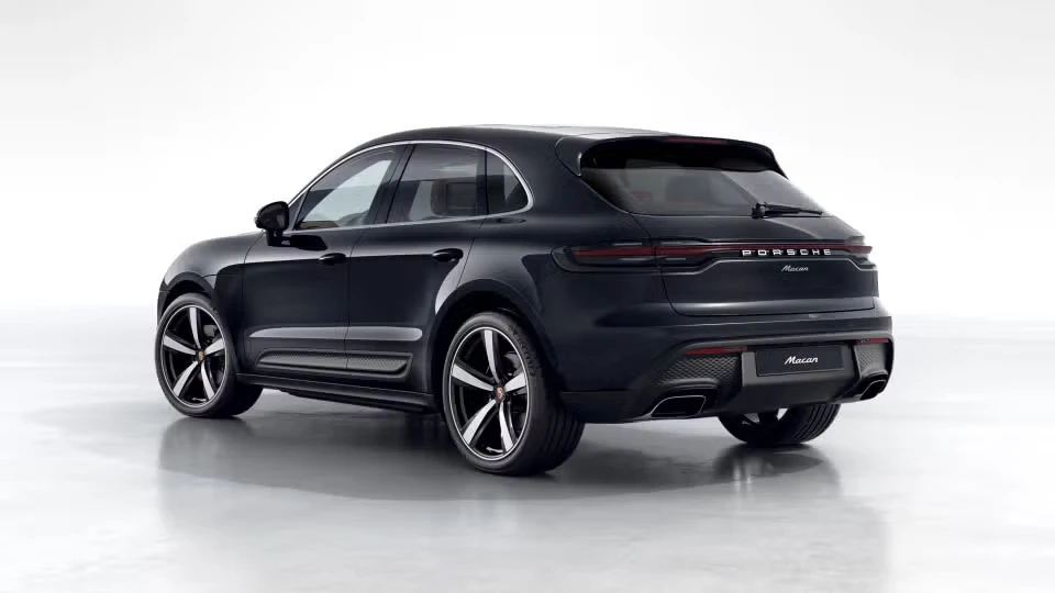 2026 Porsche Macan - Image 19 of 30