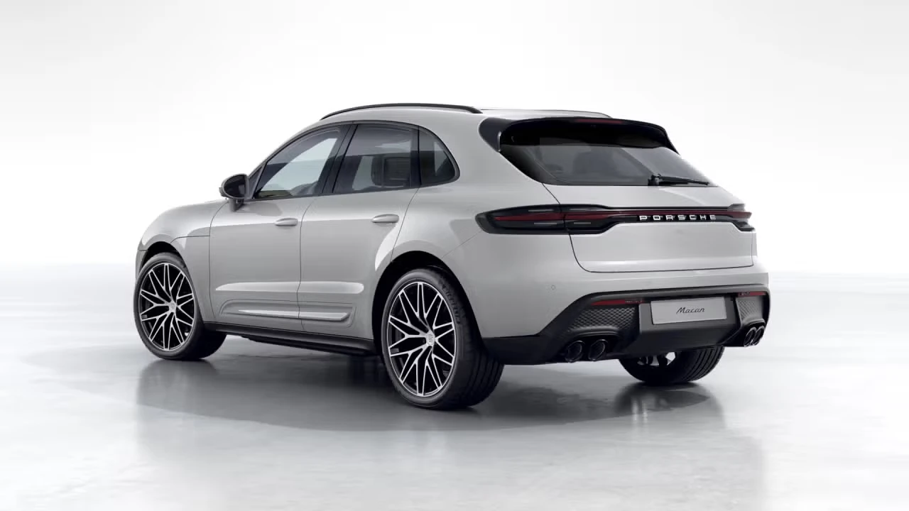 2026 Porsche Macan - Image 20 of 30