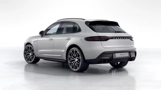 2026 Porsche Macan - Image 18 of 30