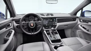 2026 Porsche Macan - Image 25 of 30