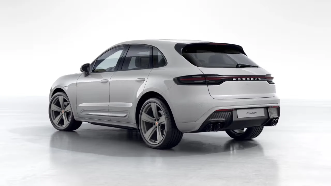 2026 Porsche Macan - Image 20 of 30