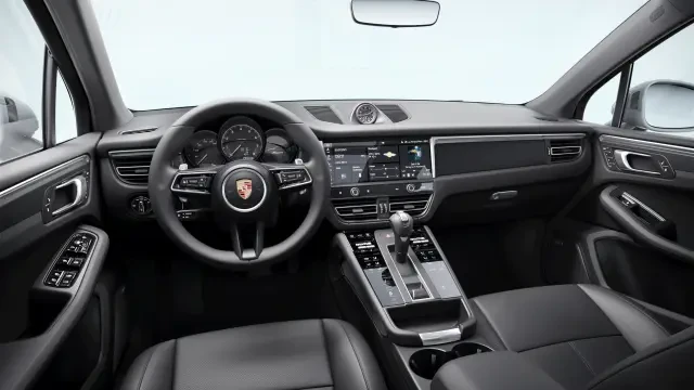 2026 Porsche Macan - Image 30 of 30