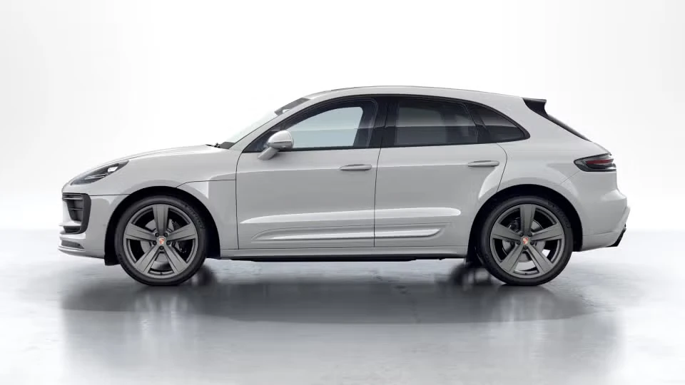 2026 Porsche Macan - Image 11 of 30