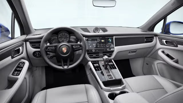 2026 Porsche Macan - Image 26 of 30