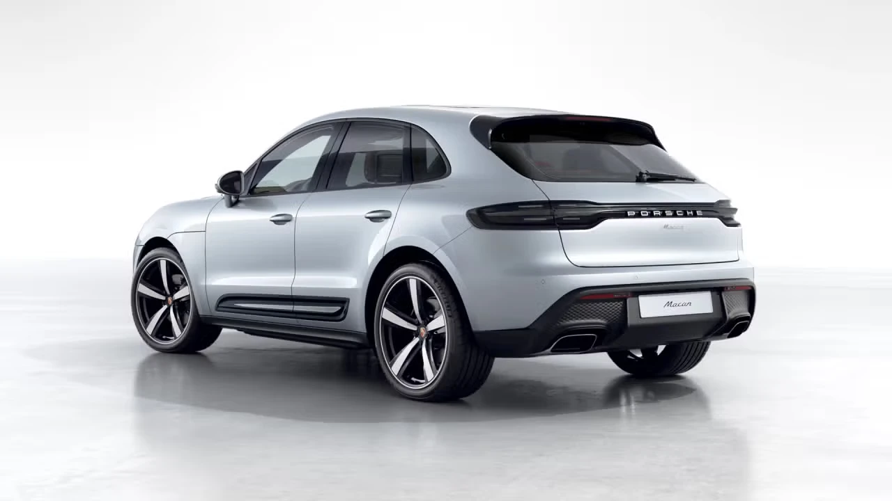 2026 Porsche Macan - Image 20 of 30