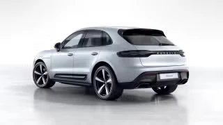 2026 Porsche Macan - Image 17 of 30