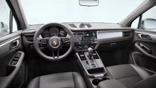 2026 Porsche Macan - Image 25 of 30