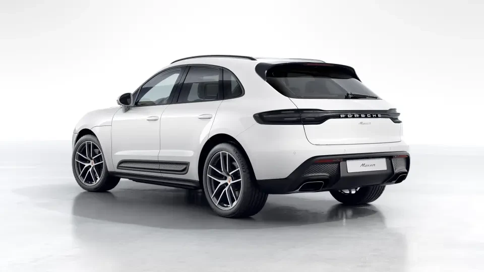 2026 Porsche Macan - Image 23 of 30