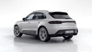 2026 Porsche Macan - Image 17 of 30