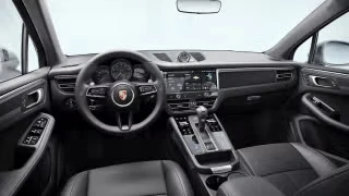 2026 Porsche Macan - Image 25 of 30