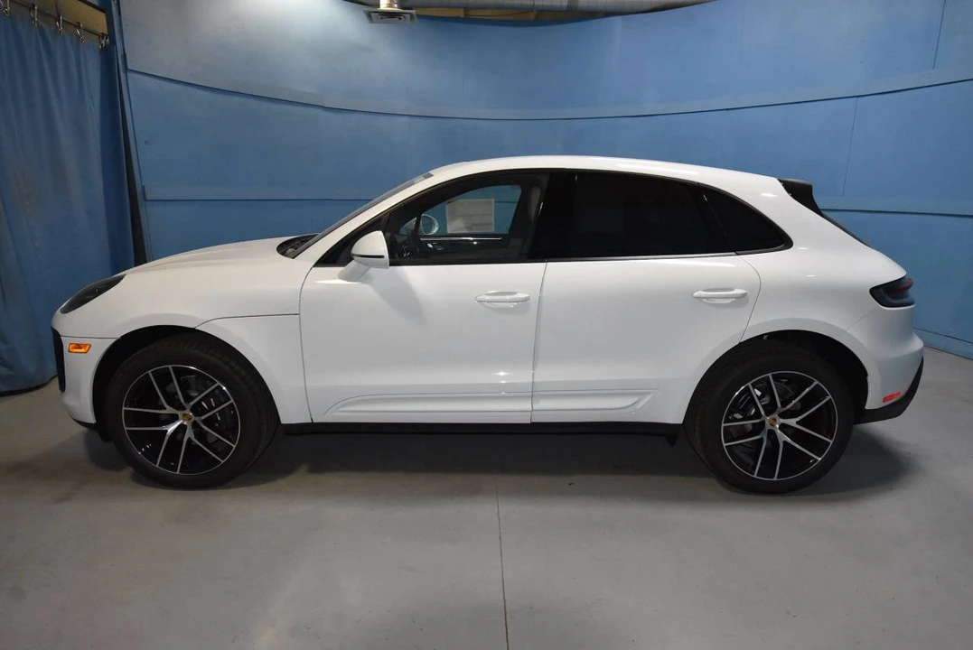 2026 Porsche Macan Electric - Image 2 of 4