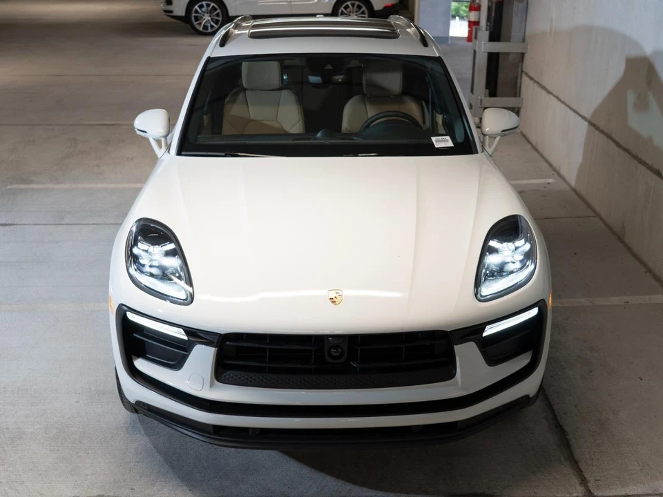 2026 Porsche Macan Electric - Image 6 of 27