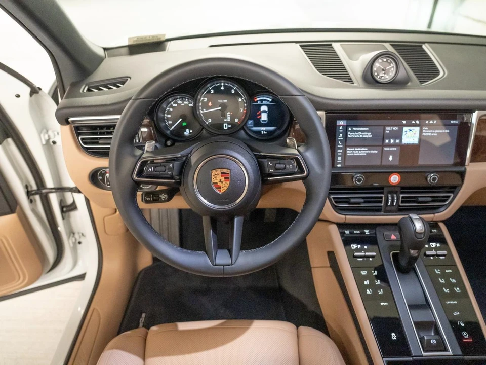 2026 Porsche Macan Electric - Image 27 of 27
