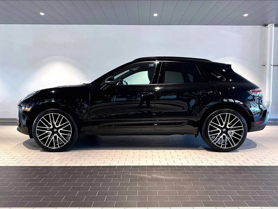 2026 Porsche Macan Electric - Image 2 of 4