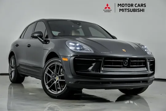 2026 Porsche Macan