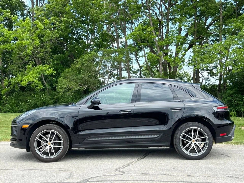 2026 Porsche Macan Electric - Image 2 of 5
