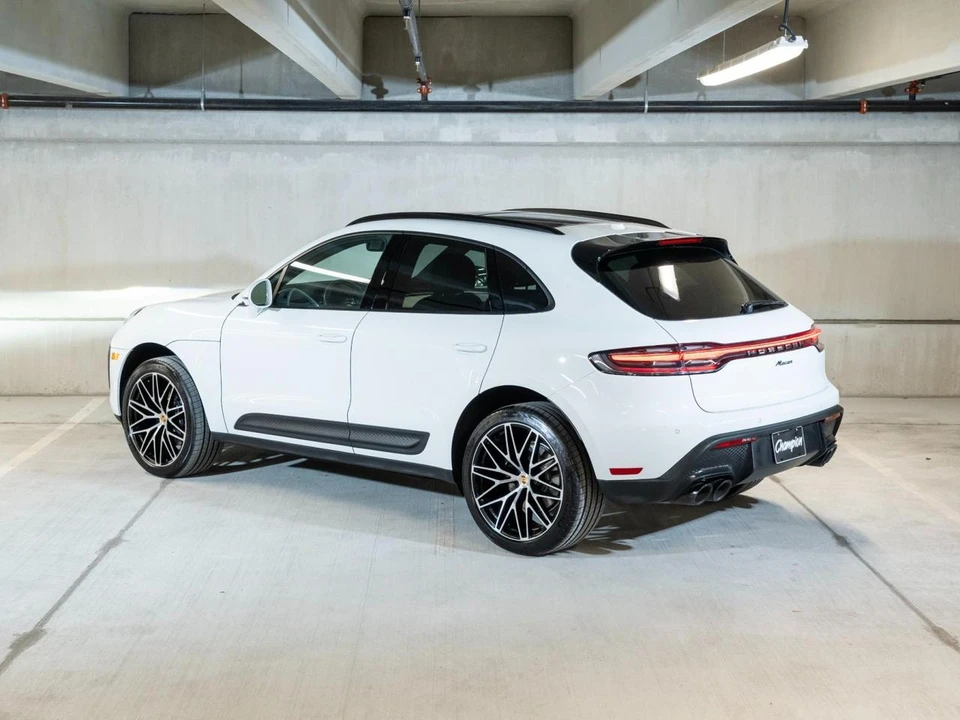 2026 Porsche Macan - Image 3 of 29