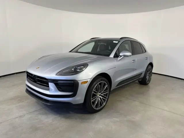 2026 Porsche Macan - Image 6 of 31