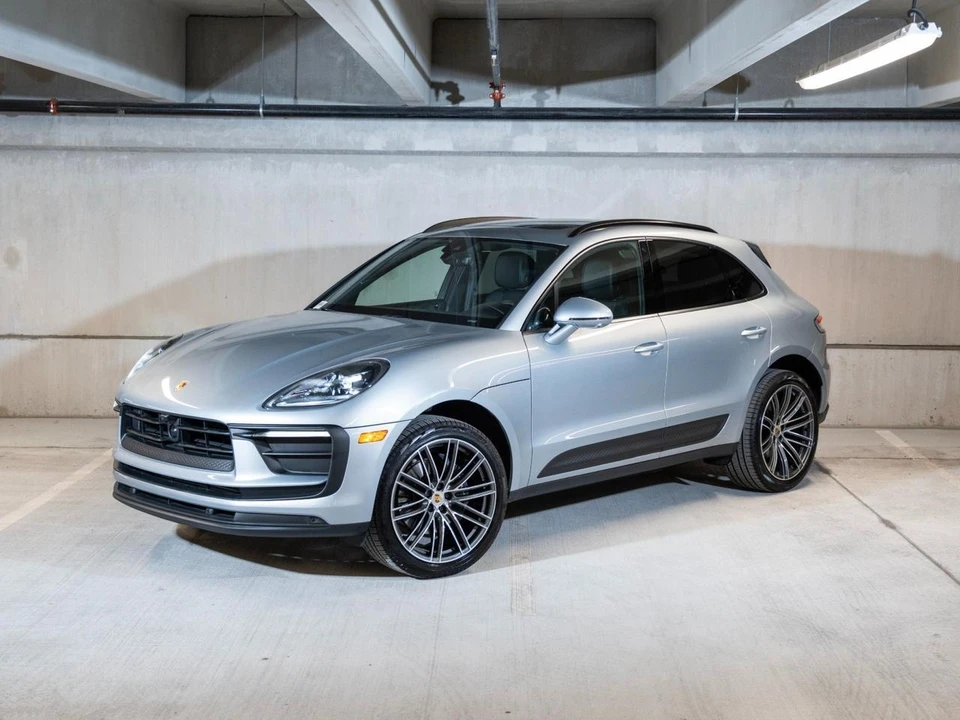 2026 Porsche Macan - Image 2 of 28