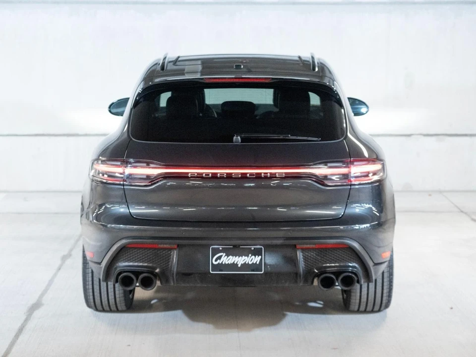2026 Porsche Macan - Image 10 of 31