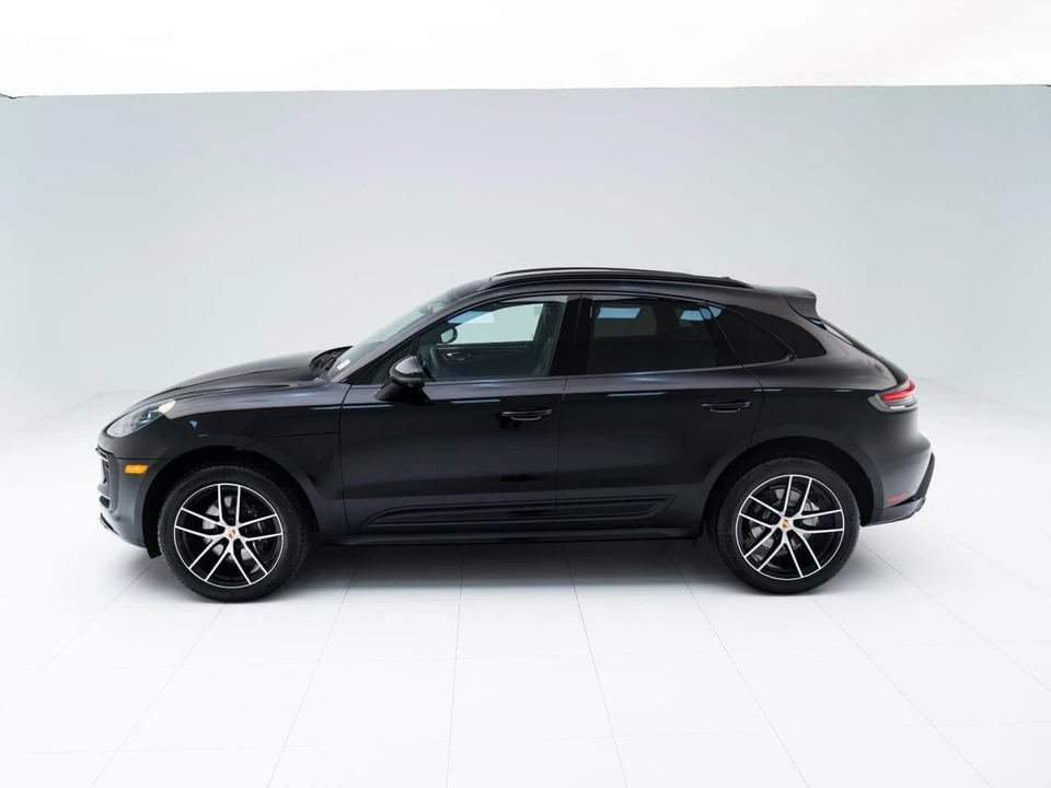 2026 Porsche Macan - Image 2 of 27