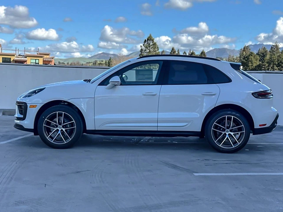 2026 Porsche Macan Electric - Image 2 of 4