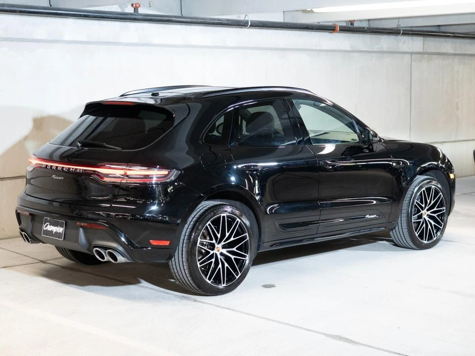 2026 Porsche Macan Electric - Image 9 of 28