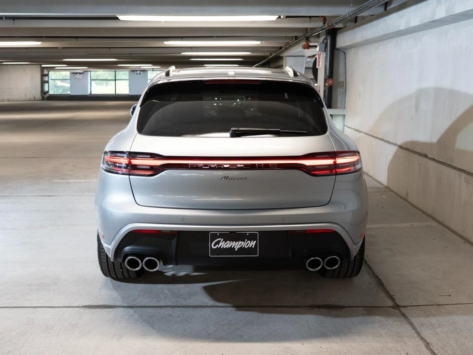 2026 Porsche Macan Electric - Image 11 of 29