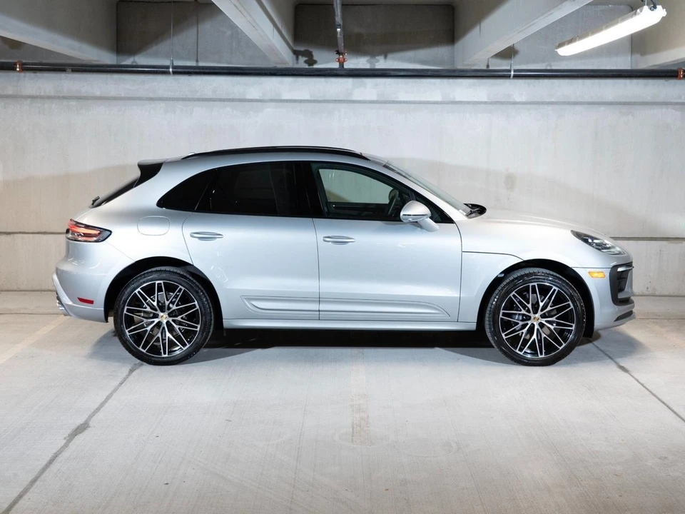 2026 Porsche Macan Electric - Image 9 of 29