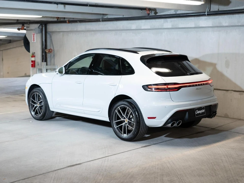 2026 Porsche Macan Electric - Image 4 of 29