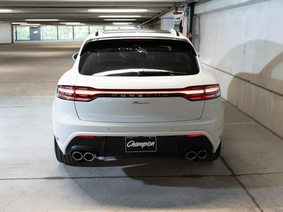 2026 Porsche Macan Electric - Image 11 of 29