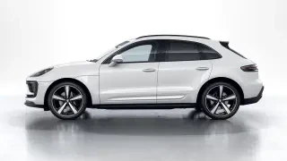 2026 Porsche Macan - Image 13 of 31