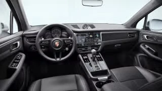 2026 Porsche Macan - Image 25 of 30