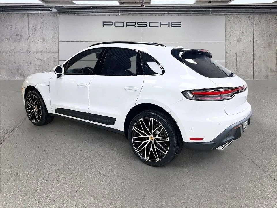 2026 Porsche Macan Electric - Image 3 of 5