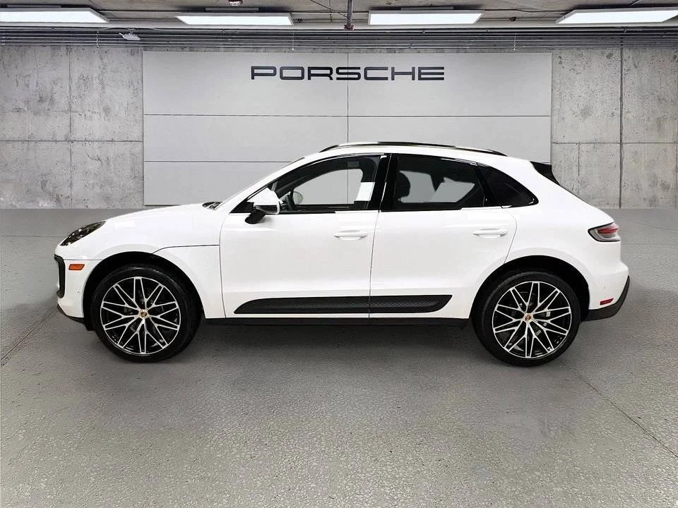 2026 Porsche Macan Electric - Image 2 of 5