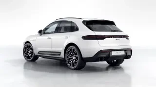 2026 Porsche Macan - Image 21 of 31