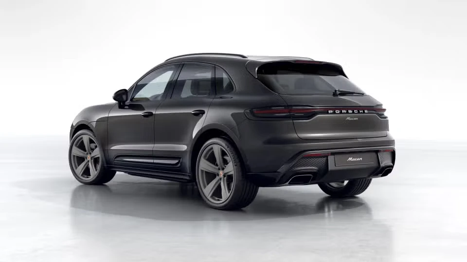 2026 Porsche Macan - Image 19 of 21