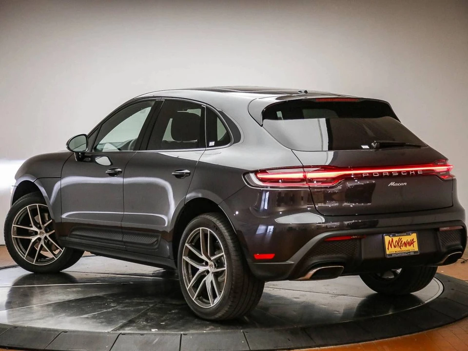 2026 Porsche Macan Electric - Image 5 of 5