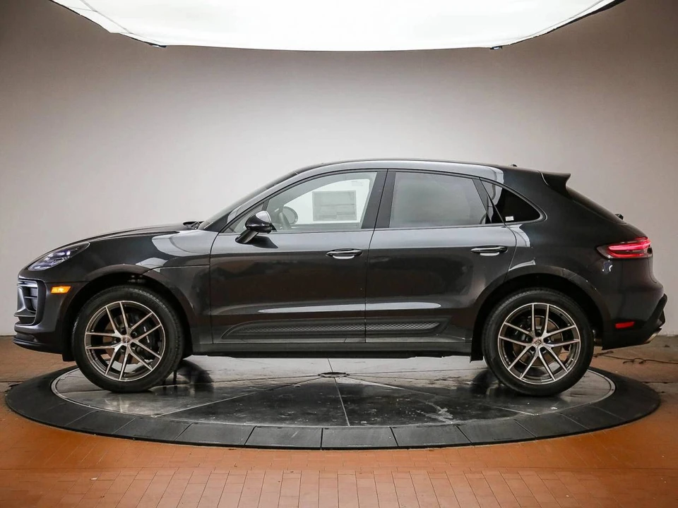 2026 Porsche Macan Electric - Image 2 of 5