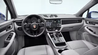 2026 Porsche Macan - Image 25 of 31