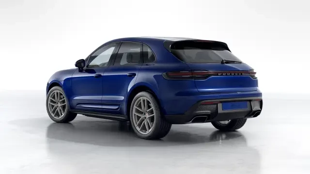 2026 Porsche Macan - Image 22 of 31