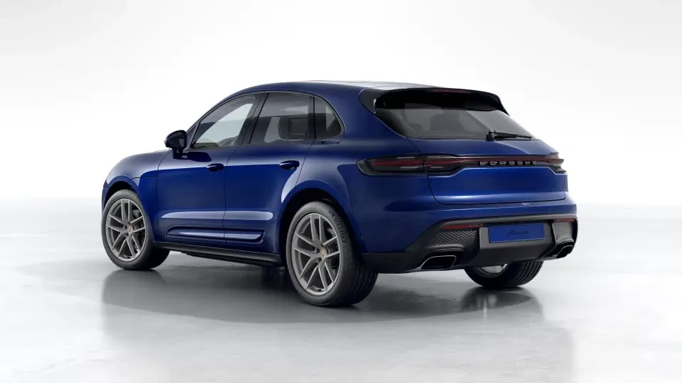 2026 Porsche Macan - Image 23 of 31