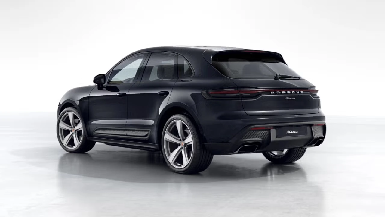 2026 Porsche Macan - Image 20 of 31
