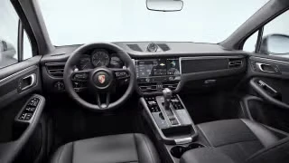 2026 Porsche Macan - Image 25 of 31
